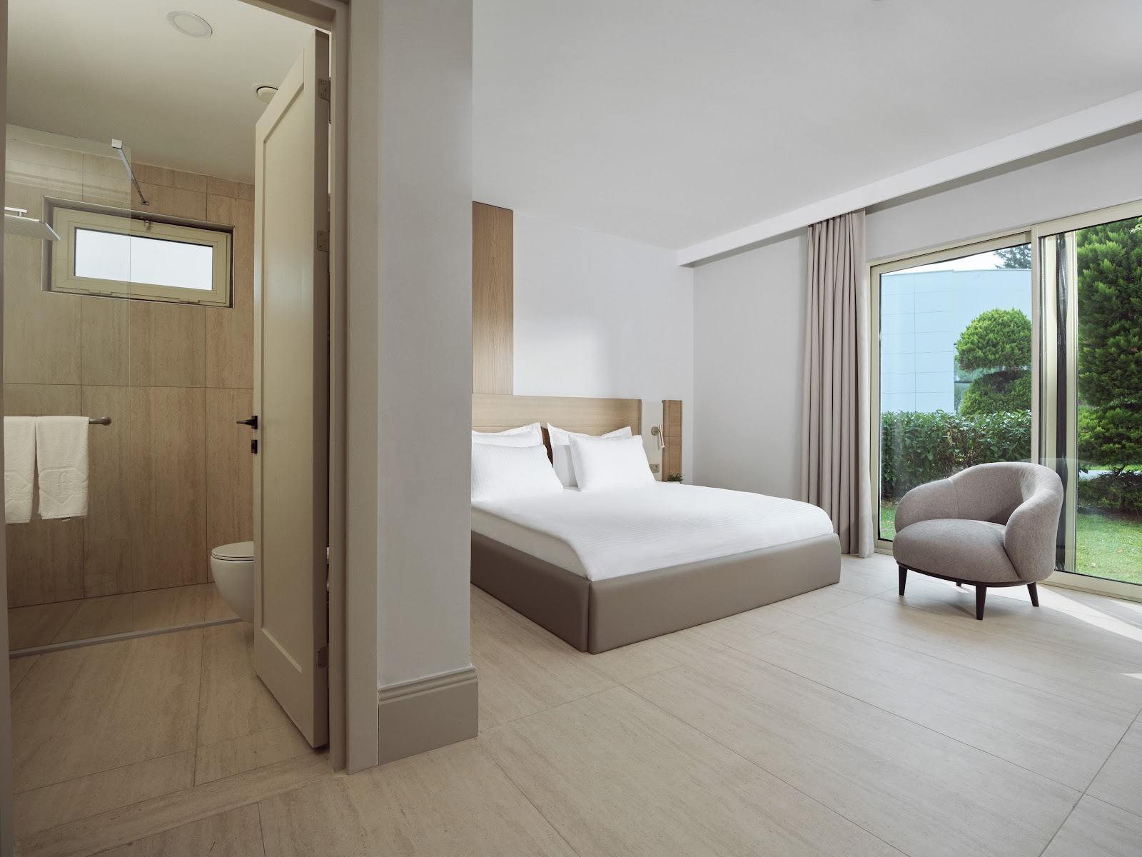 Aphel Villas 2 Br Pool Access 3
