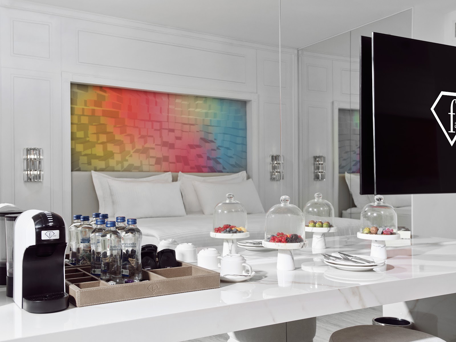 Pearl Room Land View 7