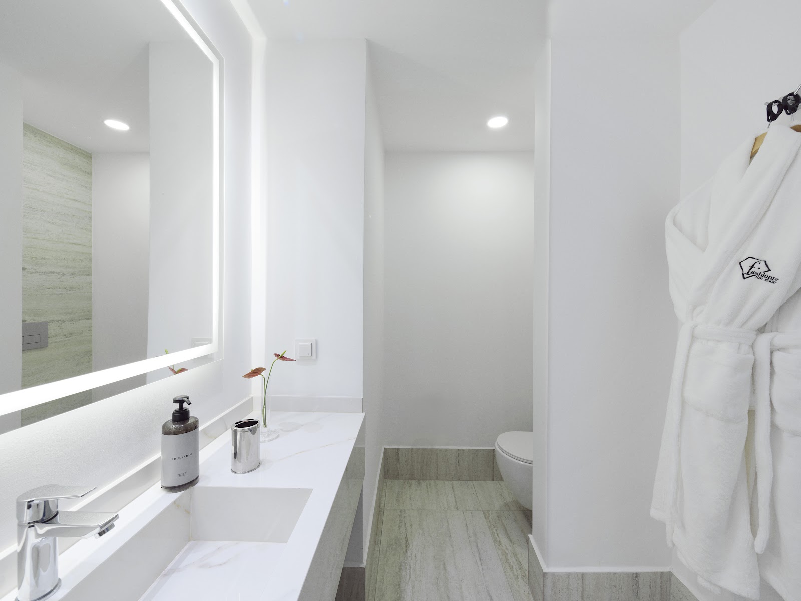Pearl Room Sea View 9